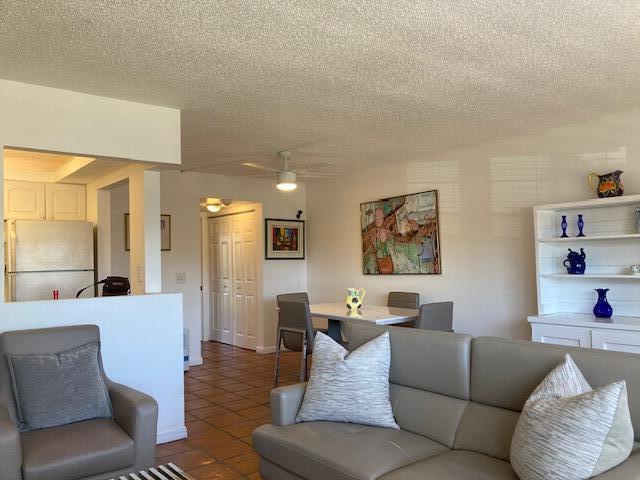 Photo - 359 Brighton I