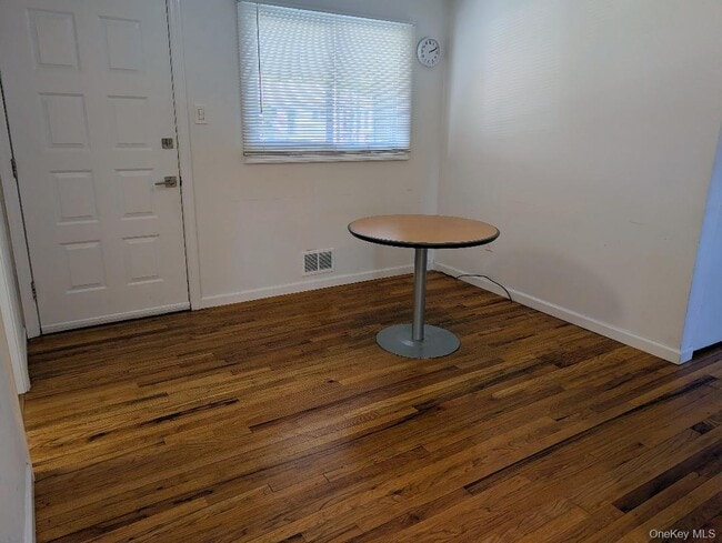 Photo - 107 Morton Blvd