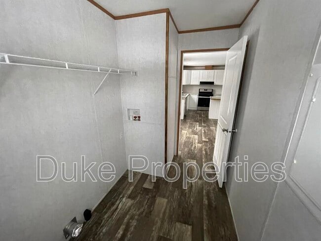 Photo - 6009 Boyd Rd