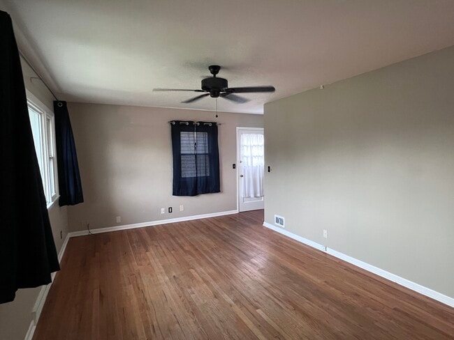 Living Room, oak flooring