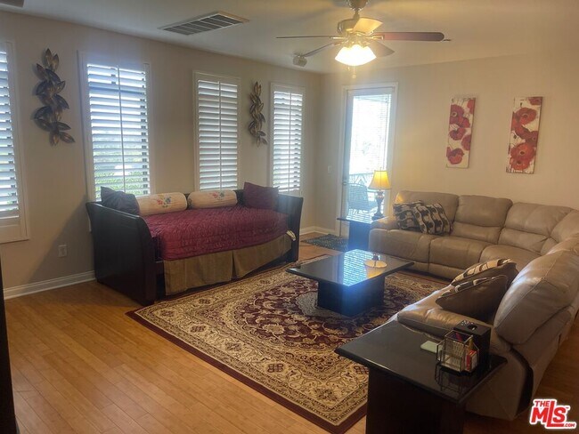 5625 Crescent Prk W Unit 106