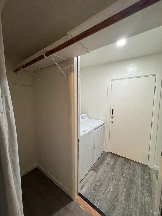 Photo - 318 Capitol St