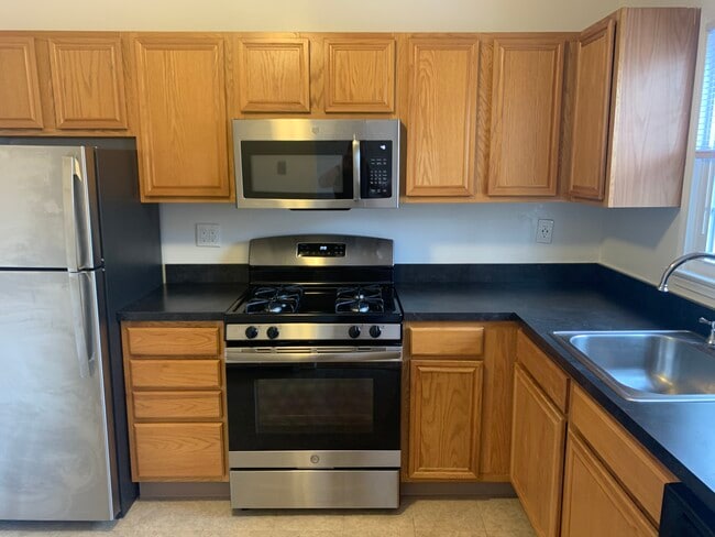Kitchen 2 - 2 Bedroom 2 Bath