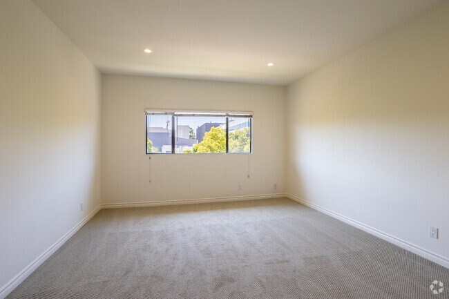 1BR, 1BA - 1380SF Bedroom
