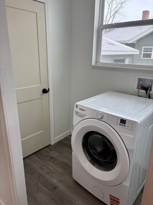 Photo - New Glory Unit 1214