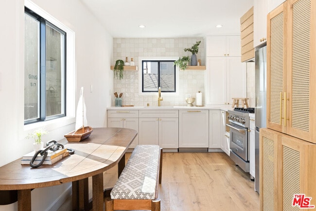 Photo - 17 Sunset Ave Unit 2