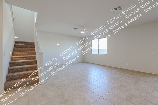 Photo - 5625 N 87th Dr