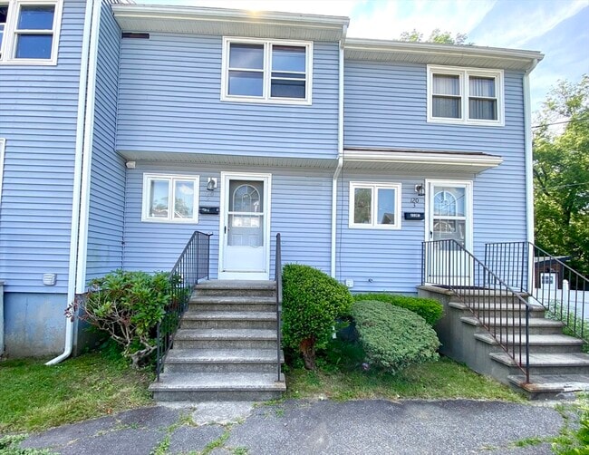 Building Photo - 120 Portland St Rental