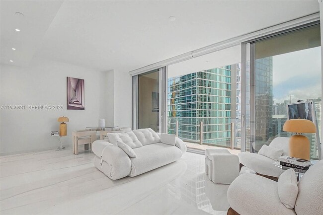 Photo - 300 Biscayne Blvd Way Unit 2808