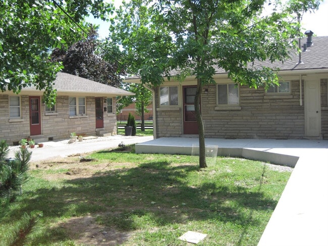 Building Photo - 2209 Coburn Blvd Unit 1