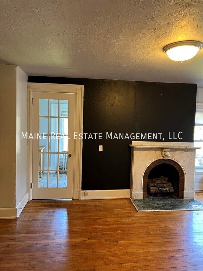 Photo - 99 Broadway Unit Apt 7