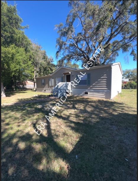 Lawn Service Included - Lawn Service Included House