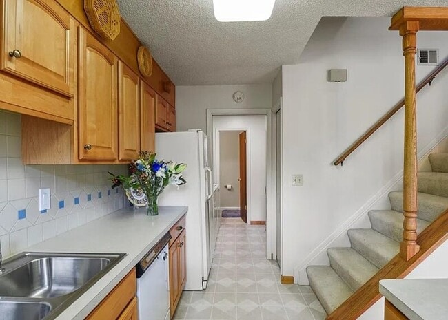 Photo - 1708 S Lee St