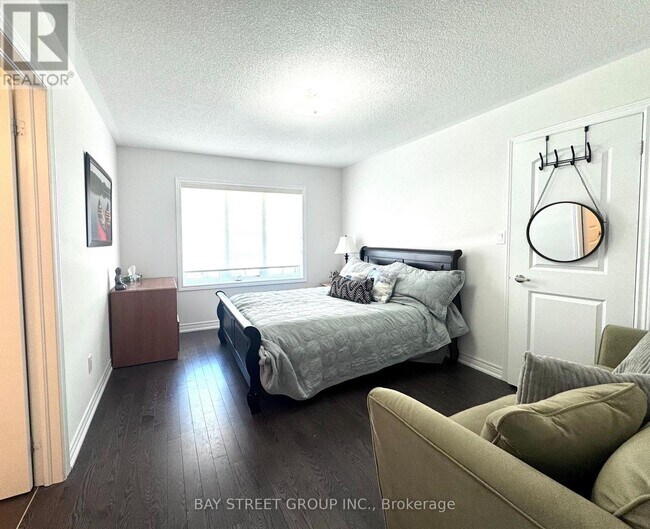 Photo - 1003 Green St