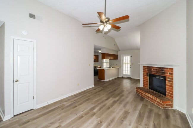 7924 Anne's Cir