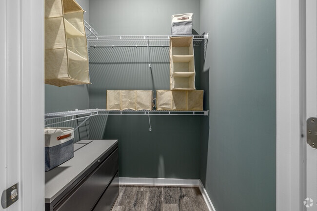 2BR, 2BA - 1,100SF - Primary Bedroom Closet