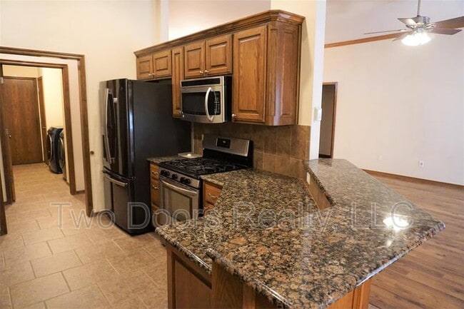 Photo - 9601 Crooked Creek Ln