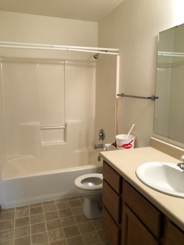 Photo - 805 Inman St Unidad 202