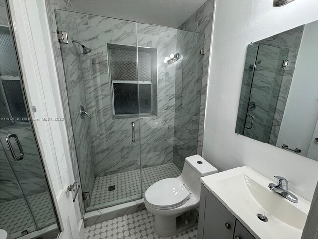 Building Photo - 177 NE 50th St Unit 8 Rental