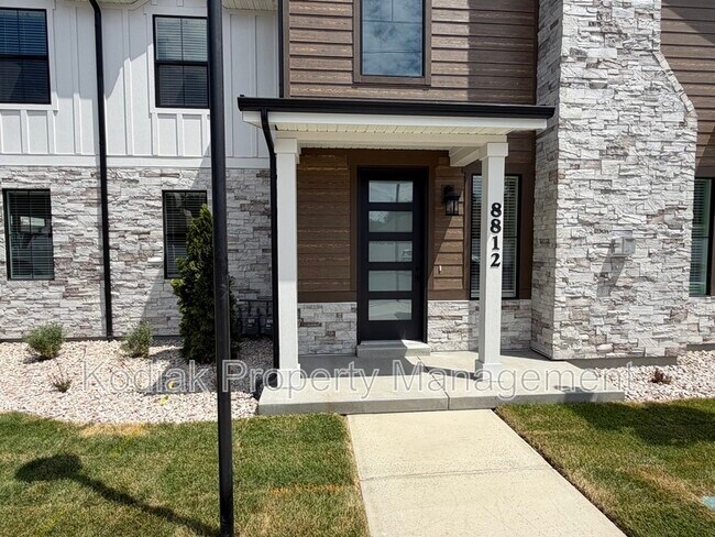Photo - 8812 Cys Park Ln