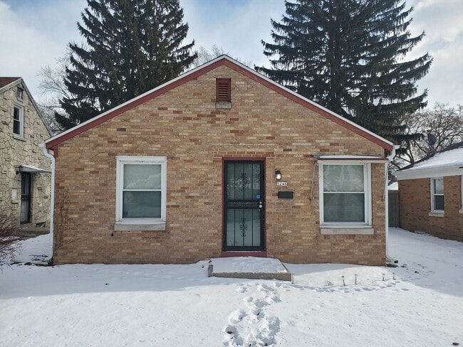 Building Photo - 2 Bedroom Single Family Ranch