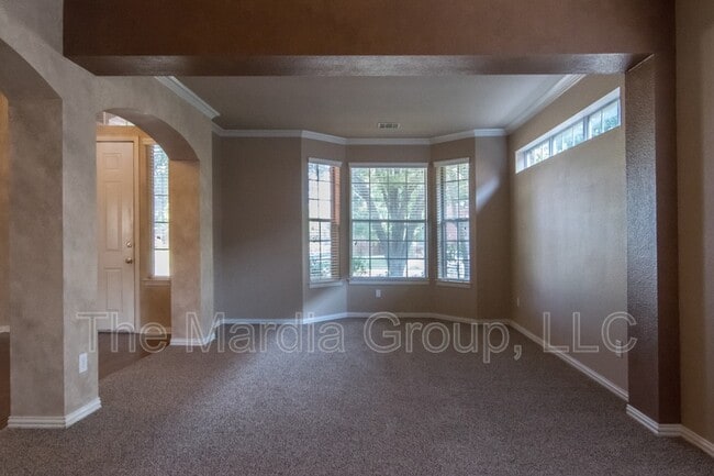 Photo - 5403 Exeter Dr