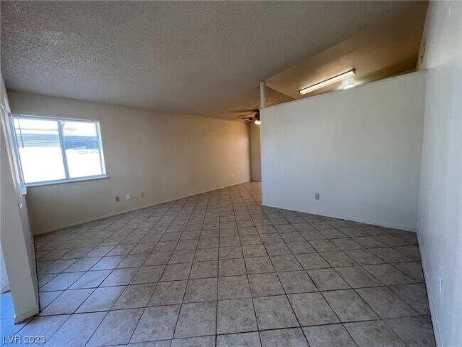 Photo - 1144 Placerville St