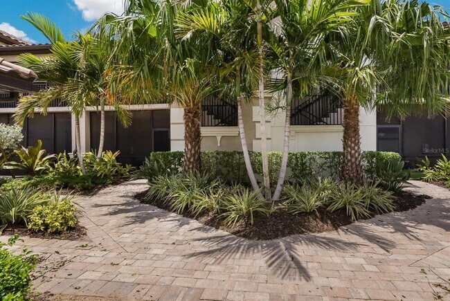 5557 Palmer Cir Unidad 202