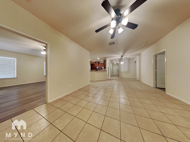 Photo - 2711 Lexington Park Dr