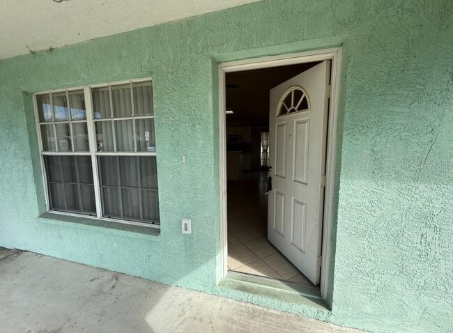 Photo - 2908 9th Ave Dr E