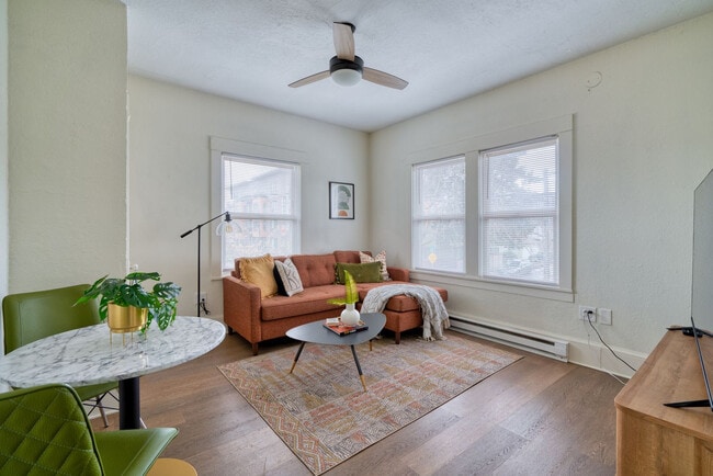 Photo - 4922 SE 50th Ave Unit SI ID1611880P