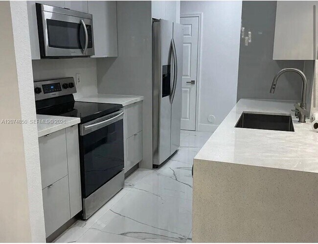 20950 SW 87th Ave Unidad 305