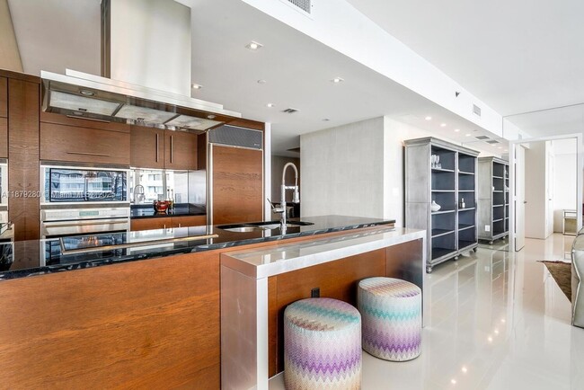 Photo - 495 Brickell Ave Unidad 4204