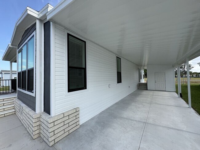 1634 Voyager Dr