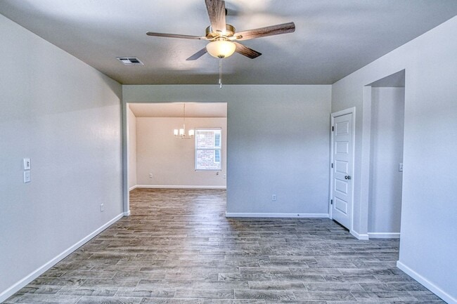 Photo - 2723 Varenna Ln