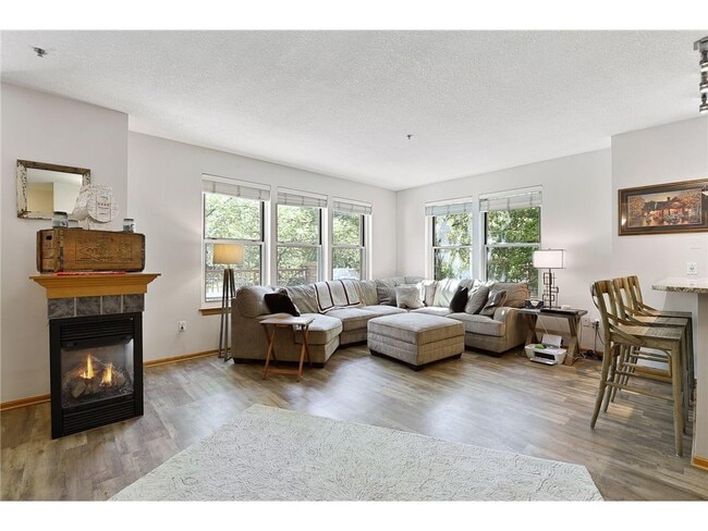 Photo - 660 N 2nd St Unit 116