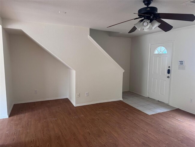 Photo - 10935 Old Manchaca Rd