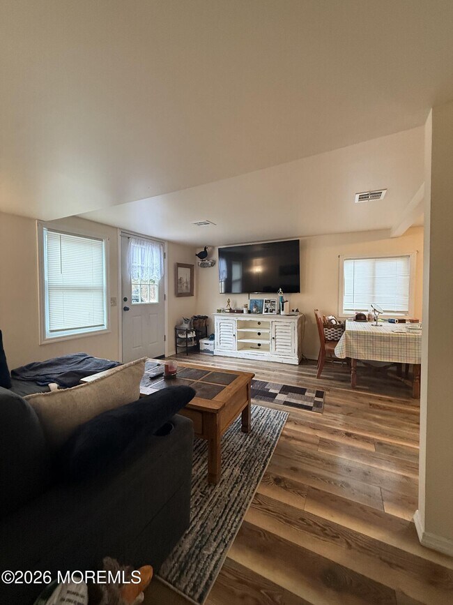 Photo - 115 Bay Pkwy