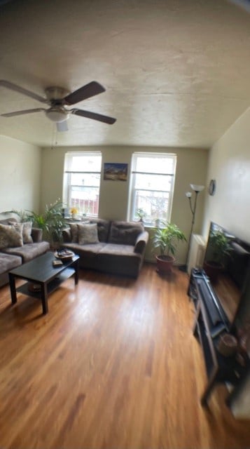 Photo - 370 S Highland Ave Unidad 4