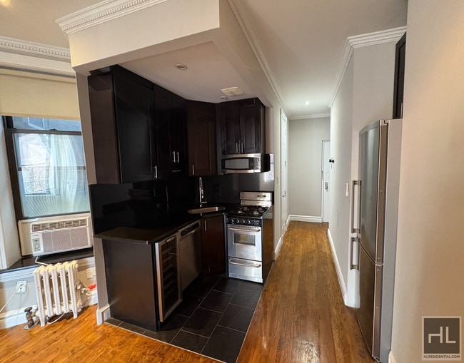 Photo - Mott Street Unit 13