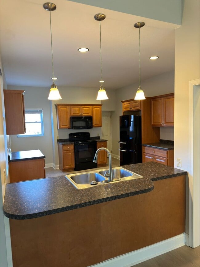 Photo - 1419 Sedgwick St