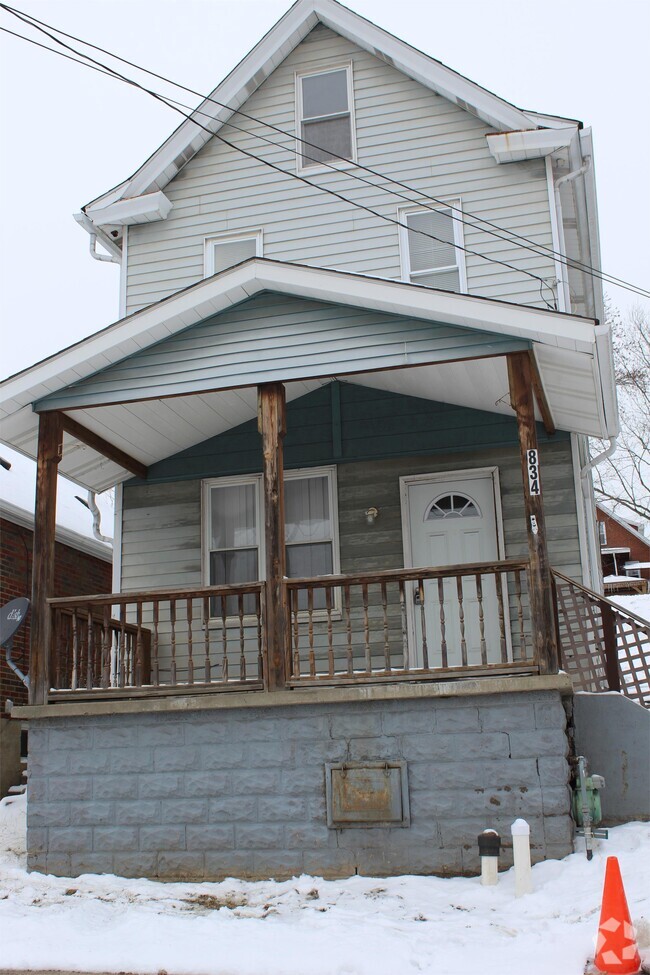 Building Photo - 834 Florence Ave Rental