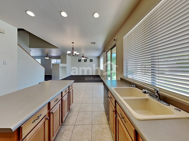 Photo - 14493 W Weldon Ave