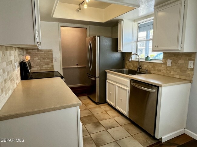 Photo - 6700 Escondido Dr Unit D1