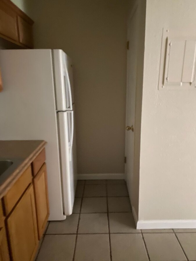 1100 sqft under $1000-Calallen Area - 1100 sqft under $1000-Calallen Area Apartamento Unidad 4250 Calallen Drive #3