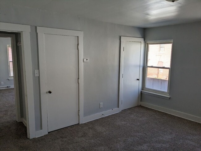 Photo - 92 S Walnut St Unit Apt 2