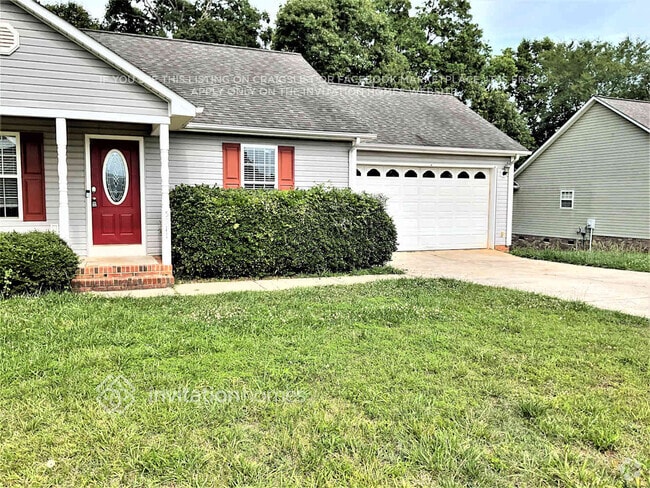 Building Photo - 5311 Oaktree Dr Rental