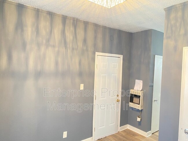 1111 North Pkwy Unit 6