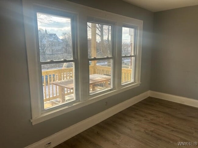 Photo - 232 Humboldt Pkwy