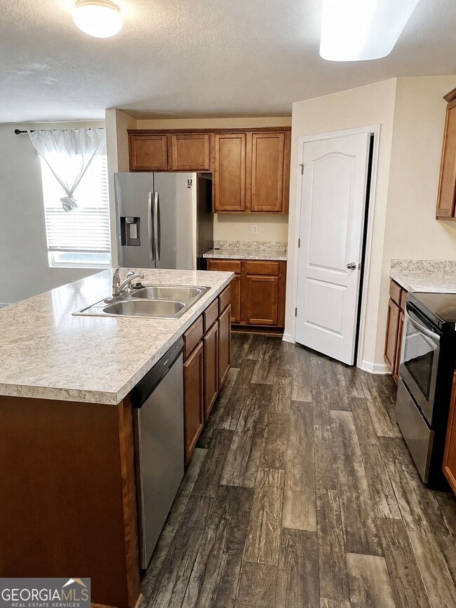 228 Brooklet Cir